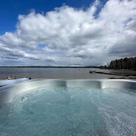 Villa Grand Hideout Paeijaenne *