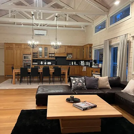 Grand Hideout Paeijaenne Villa Vääksy